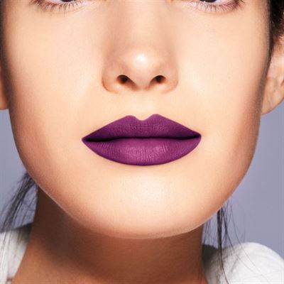 shiseido-modernmatte-powder-lipstick-520-after-hours.jpg