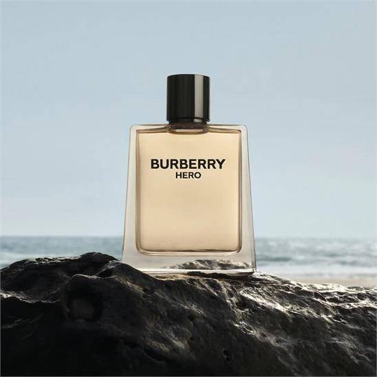 Burberry Hero EDT 50 ml Erkek Parfüm - 3