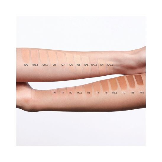 Clarins Skin Illusion 111 30 ml Doğal Nemlendirici Fondöten - 6