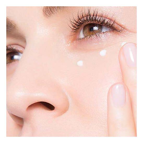 Clarins Total Eye Lift 15 ml Onarıcı Göz Kremi - 3