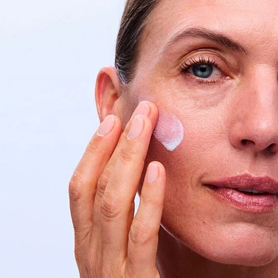 Clarins UV Plus Anti-Pollution Translucent SPF 50+ 30 ml Güneş Kremi - 4
