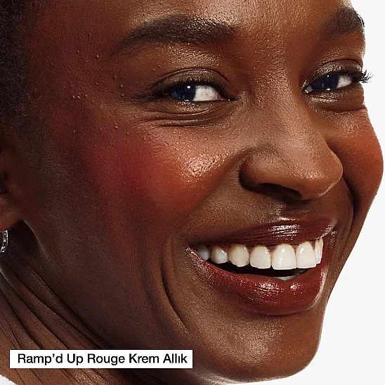 Clinique Chubby Stick Cheek Color Balm Ramp'd Up Rouge 08 Krem Allık (1)