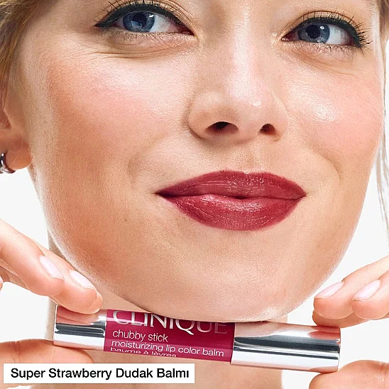 Clinique Chubby Stick Lipstick Super Strawberry 13 Dudak Balmı (1)