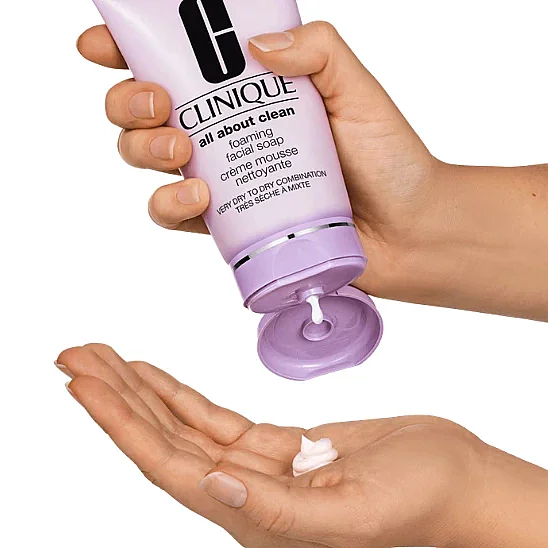 Clinique Foaming Sonic Facial Soap 150 ml Temizleme Jeli (1)