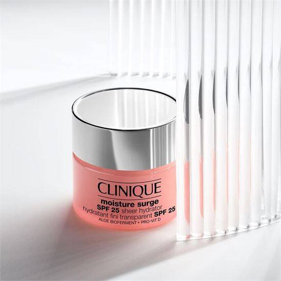 Clinique Moisture Surge SPF 25 50 ml Nemlendirici Yüz Kremi - 5