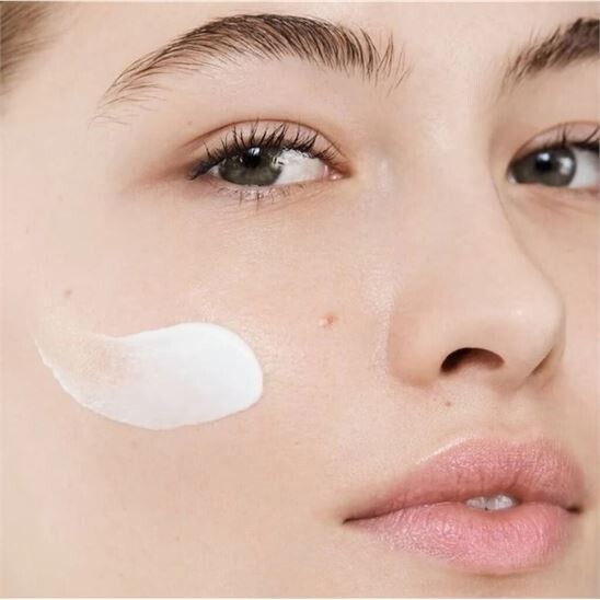 Estee Lauder DayWear Anti Oxidant SPF15 50 ml Kuru Ciltler İçin - 5