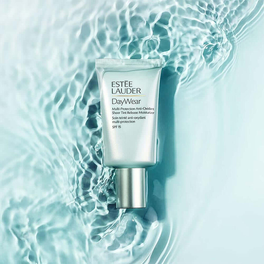 Estee Lauder DayWear Sheer Tint Release Moisturizer SPF15 50 ml (1)