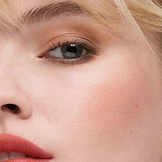 Estee Lauder The Sculpting Blush 310 Peach Passion Allık - 3