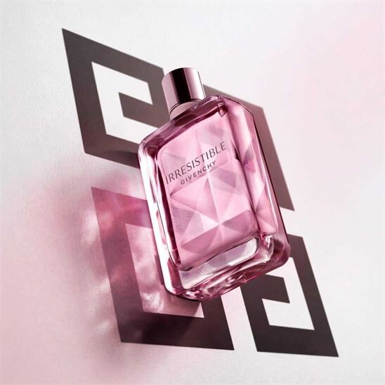 Givenchy Irresistible Very Floral EDP 50 ml Kadın Parfüm - 5