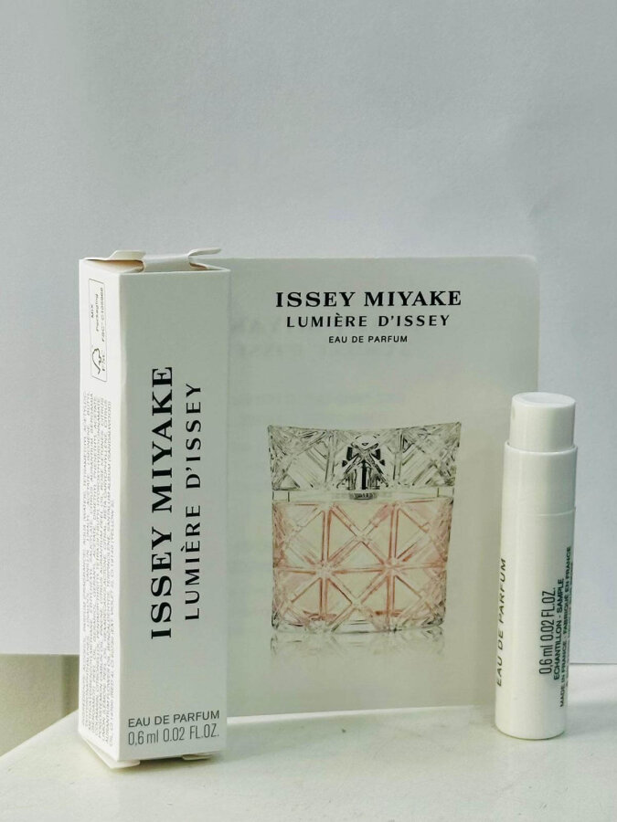 Issey Miyake Lumiere D'Issey EDP 0,6 ml Kadın Parfüm Sample