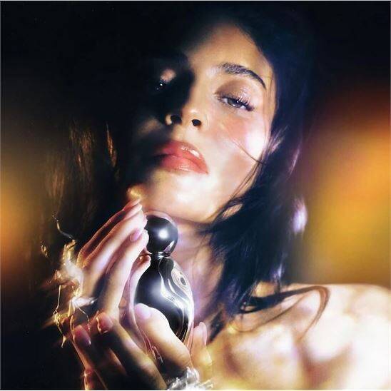 Kylie Jenner Cosmic 2.0 EDP 100 ml Kadın Parfüm - 7