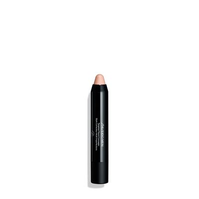 shiseido-men-targeted-pencil-concealer-light-erkek-kapatici.jpg