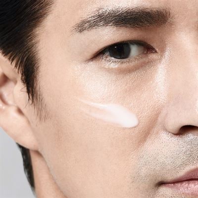 shiseido-men-energizing-moisturizer-extra-light-100-ml-fluid-krem--.jpg