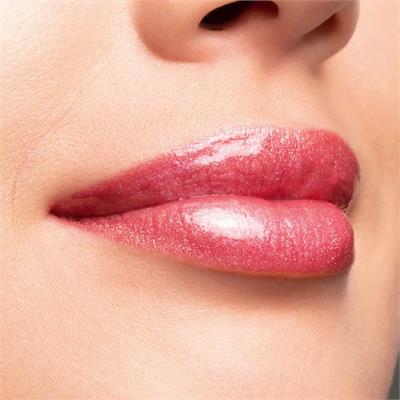clarins-lip-comfort-oil-shimmer-05-pretty-in-pink-parlatici-dudak-yagi-.jpg